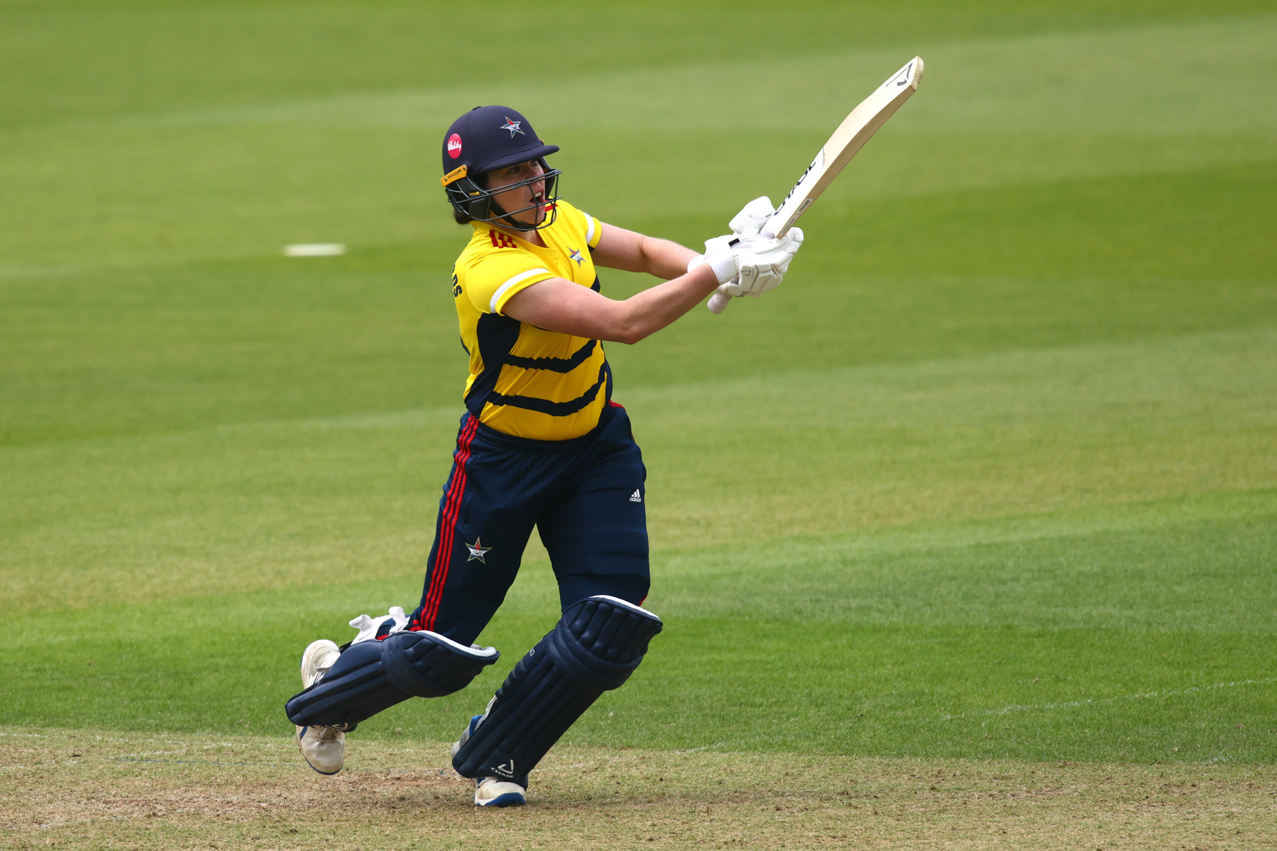 Stars fall to defeat at Vipers